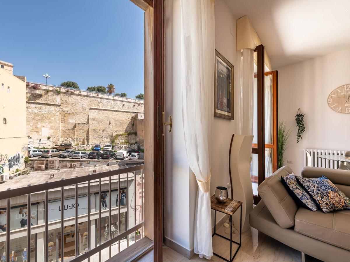 Apartment On Shopping Street Cagliari Buitenkant foto