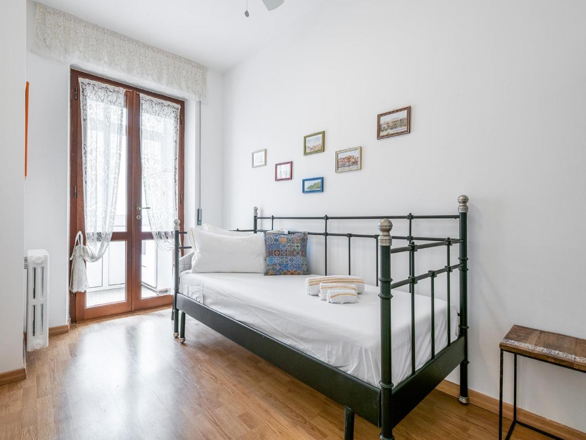 Apartment On Shopping Street Cagliari Buitenkant foto