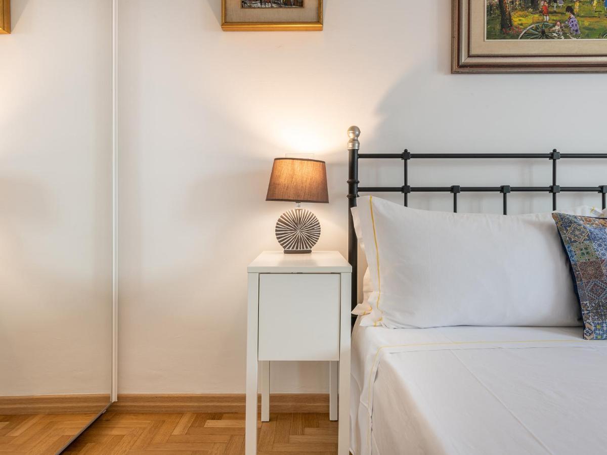 Apartment On Shopping Street Cagliari Buitenkant foto