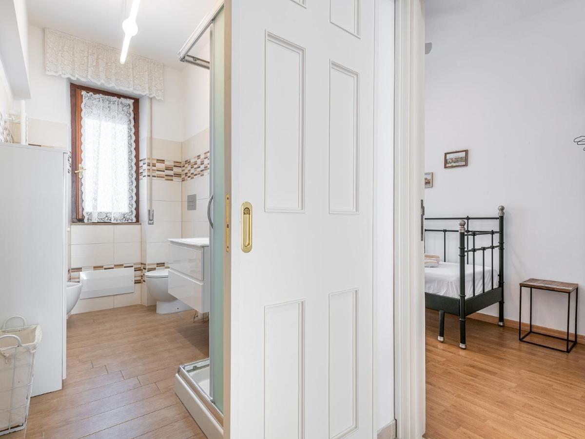 Apartment On Shopping Street Cagliari Buitenkant foto