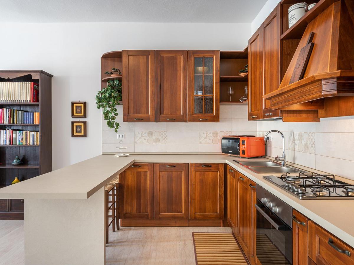 Apartment On Shopping Street Cagliari Buitenkant foto